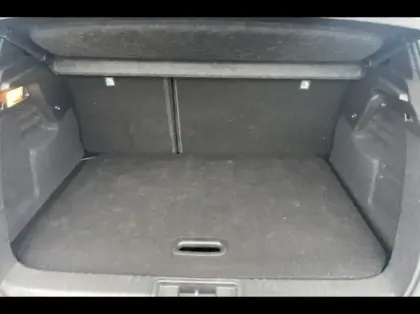 Photo 12 Renault Captur  1.6 E-Tech full hybrid 145ch Evolution