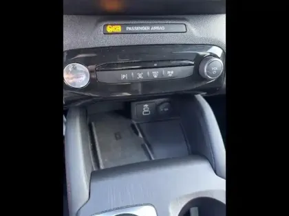 Photo 15 Ford Kuga  2.5 Duratec 180ch Hybrid FlexiFuel ST-Line Powershift