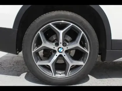 Photo 8 BMW X1  sDrive18i 140ch xLine