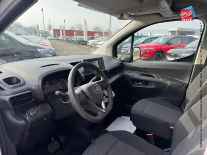 Photo 14 Opel Combo Cargo  M 800kg Electrique 136ch Batterie 51 kWh