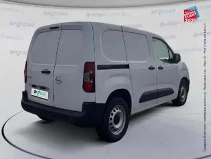 Photo 20 Opel Combo Cargo  M 800kg Electrique 136ch Batterie 51 kWh