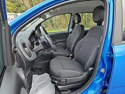 Photo 8 Fiat Panda  Classic 1.0 70ch BSG S&S City