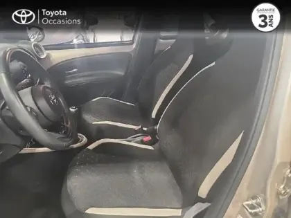 Photo 14 Toyota Aygo  X 1.0 VVT-i 72ch Design S-CVT