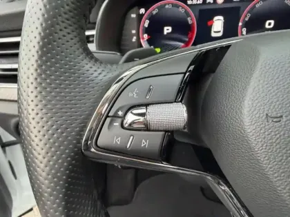 Photo 12 Skoda Kamiq  1.5 TSI Evo 2 150ch ACT Monte Carlo DSG7