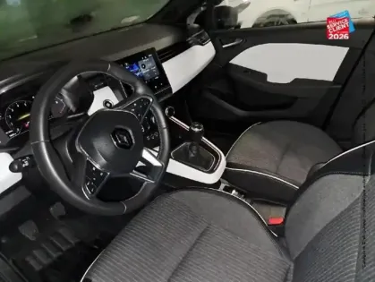 Photo 14 Renault Clio  1.0 TCe 90ch Techno Camera