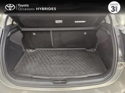 Photo 9 Toyota Yaris  116h Iconic 5p Pack Techno