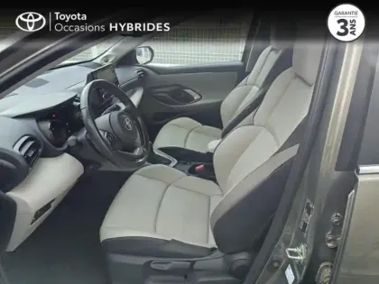 Photo 10 Toyota Yaris  116h Iconic 5p Pack Techno