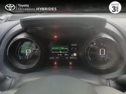Photo 13 Toyota Yaris  116h Iconic 5p Pack Techno