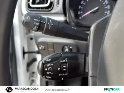 Photo 13 Citroën C3  1.2 PureTech 83ch S&S Shine