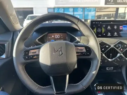 Photo 11 DS DS 3  1.2 Hybride 145ch Etoile