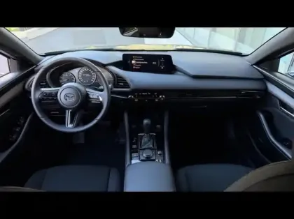 Photo 6 Mazda Mazda3 Gén. IV Ph1 Homura 5