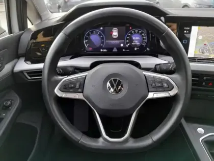 Photo 7 Volkswagen Golf  1.0 TSI OPF 110ch Life Plus