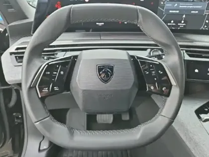 Photo 12 Peugeot 3008  1.2 Hybrid 136ch Allure e-DCS6