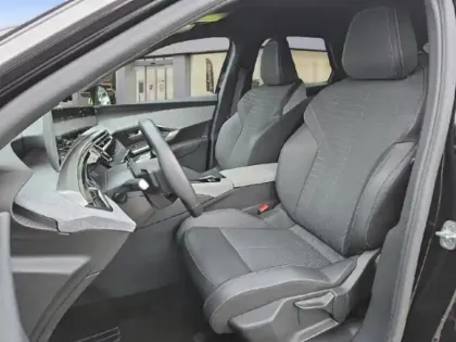 Photo 9 Peugeot 3008  1.2 Hybrid 136ch Allure e-DCS6