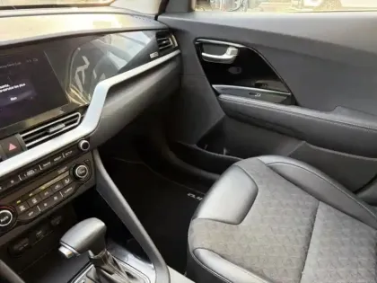 Photo 14 Kia Niro  1.6 GDi 105ch ISG + Plug-In 60.5ch Active DCT6 MY22