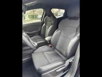 Photo 7 Renault Clio  1.6 E-Tech 145ch full hybrid esprit Alpine - 24