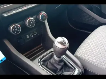 Photo 13 Renault Clio  1.5 Blue dCi 100ch Evolution