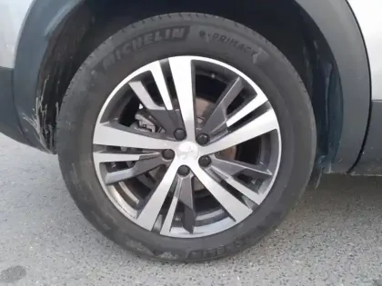 Photo 12 Peugeot 3008  Hybrid 136ch Allure Pack e-DCS6