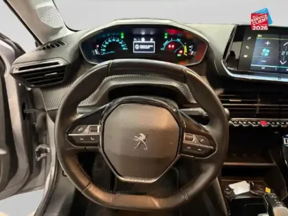 Photo 11 Peugeot 208  e- 136ch Active