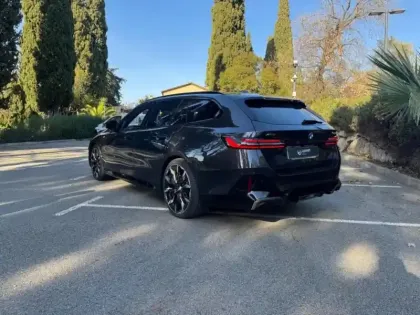 Photo 10 BMW Serie 5 Série 5 Touring 520dA 197ch M Sport xDrive