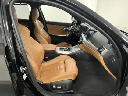 Photo 15 BMW Serie 3 Série 3 Touring 320eA xDrive 204ch M Sport