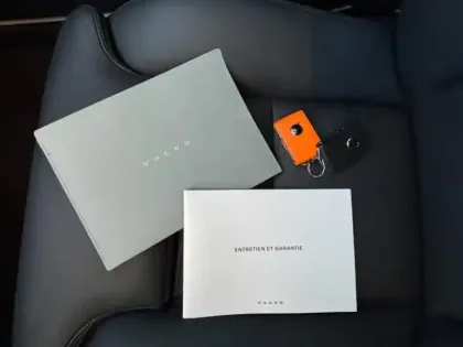 Photo 11 Volvo V60  B4 197ch Ultra Style Dark DCT 7