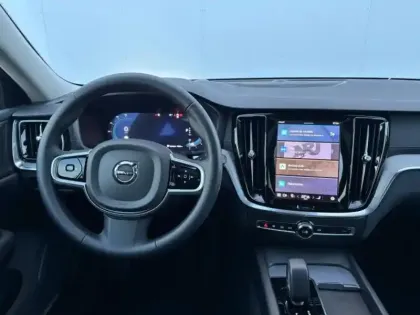 Photo 5 Volvo V60  B4 197ch Ultra Style Dark DCT 7