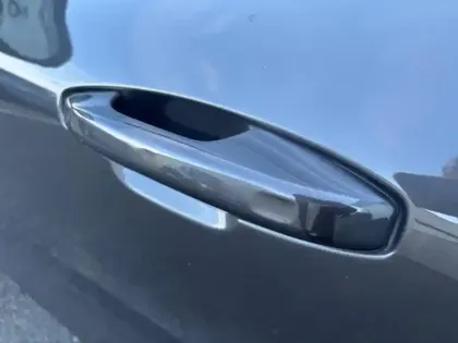 Photo 12 Volvo V60  B4 197ch Ultra Style Dark DCT 7