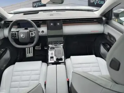 Photo 11 Citroën C5 aircross  1.6 Hybride rechargeable 195ch MAX boite automatique