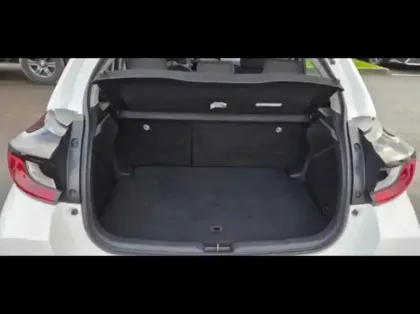 Photo 5 Toyota Yaris  116h Dynamic 5p MC24