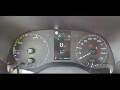 Photo 10 Toyota Yaris  116h Dynamic 5p MC24