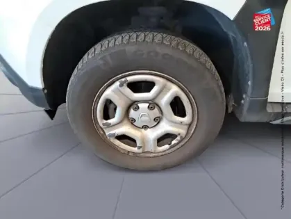 Photo 9 Dacia Duster  1.5 Blue dCi 115ch Essentiel 4x2 - 19