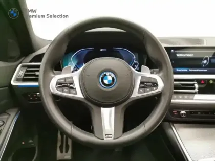 Photo 8 BMW Serie 3 Série 3 Touring 330eA 292ch M Sport