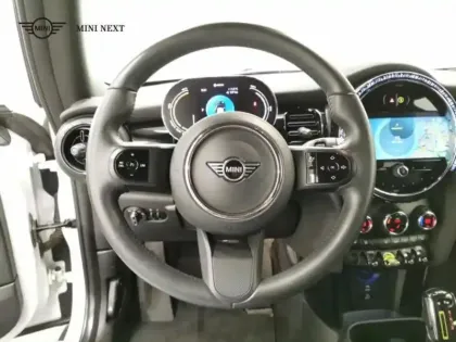 Photo 8 Mini Mini  Cooper SE 184ch Edition Premium BVA 5CV