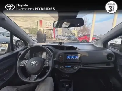 Photo 7 Toyota Yaris  100h Dynamic 5p RC19