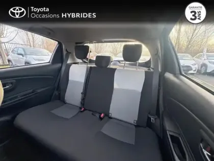 Photo 11 Toyota Yaris  100h Dynamic 5p RC19