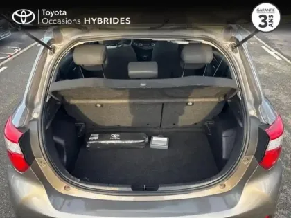 Photo 9 Toyota Yaris  100h Dynamic 5p RC19