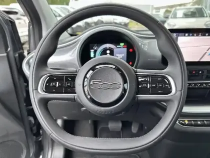 Photo 11 Fiat 500  e 118ch Icône