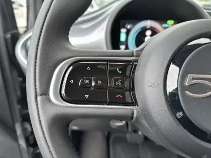 Photo 12 Fiat 500  e 118ch Icône