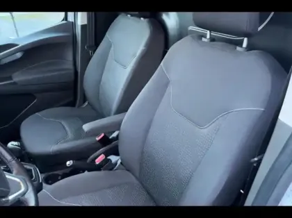 Photo 9 Ford Transit Courier  1.5 TDCI 75ch Stop&Start Trend Business