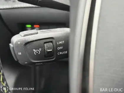 Photo 13 Peugeot 208  e- 136ch GT Pack