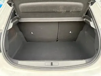 Photo 5 Peugeot 208  e- 136ch GT Pack