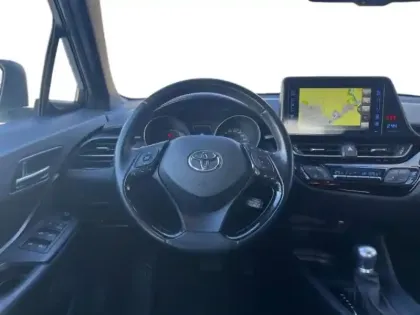 Photo 6 Toyota C-HR  122h Dynamic Business 2WD E-CVT RC18