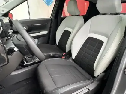 Photo 40 Citroën C3  1.2 Turbo 100ch MAX