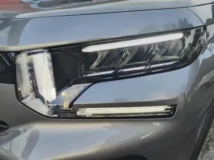 Photo 10 Citroën C3  1.2 Turbo 100ch MAX