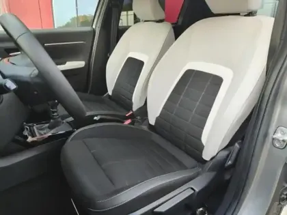 Photo 13 Citroën C3  1.2 Turbo 100ch MAX