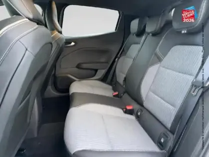 Photo 10 Renault Clio  1.6 E-Tech 145ch full hybrid Techno - 24