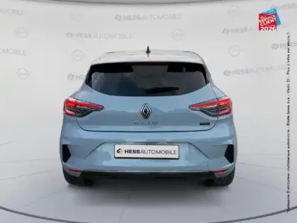 Photo 6 Renault Clio  1.6 E-Tech 145ch full hybrid Techno - 24
