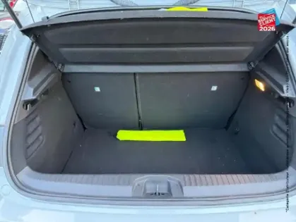 Photo 13 Renault Clio  1.6 E-Tech 145ch full hybrid Techno - 24