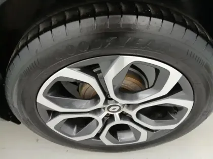 Photo 9 Renault Captur  1.3 TCe 140ch Intens